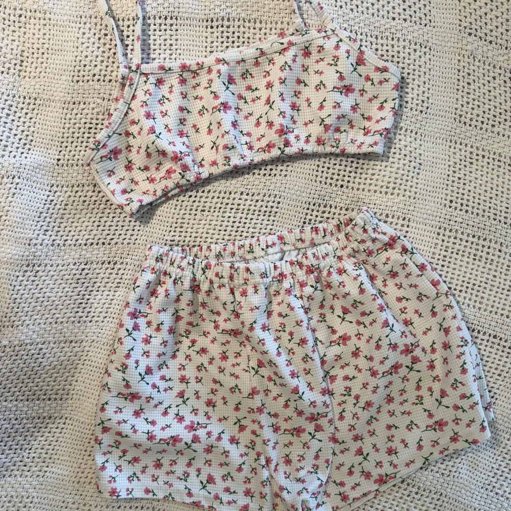 Floral Print Sleepwear/Lounge Set Size Small